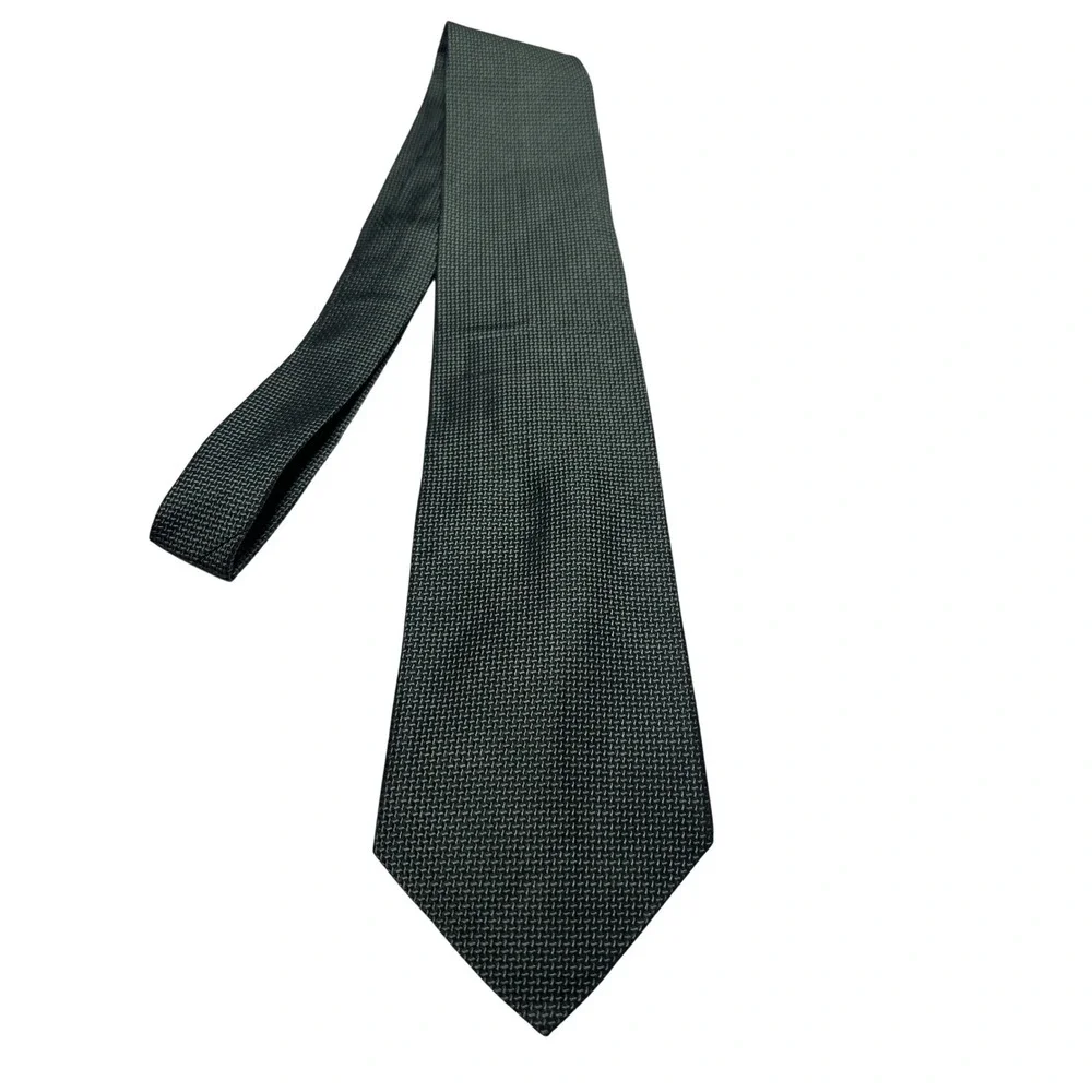 Van Heusen Mens Dark Grey Black‎ Micro Pattern Textured 100% Silk Necktie Tie